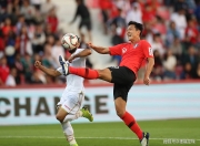 雷火电竞亚洲先驱-亚洲球队在国际赛场上引发热议