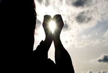 雷火电竞充值-哈斯车队险胜阿斯顿马丁，周冠宇刷新纪录