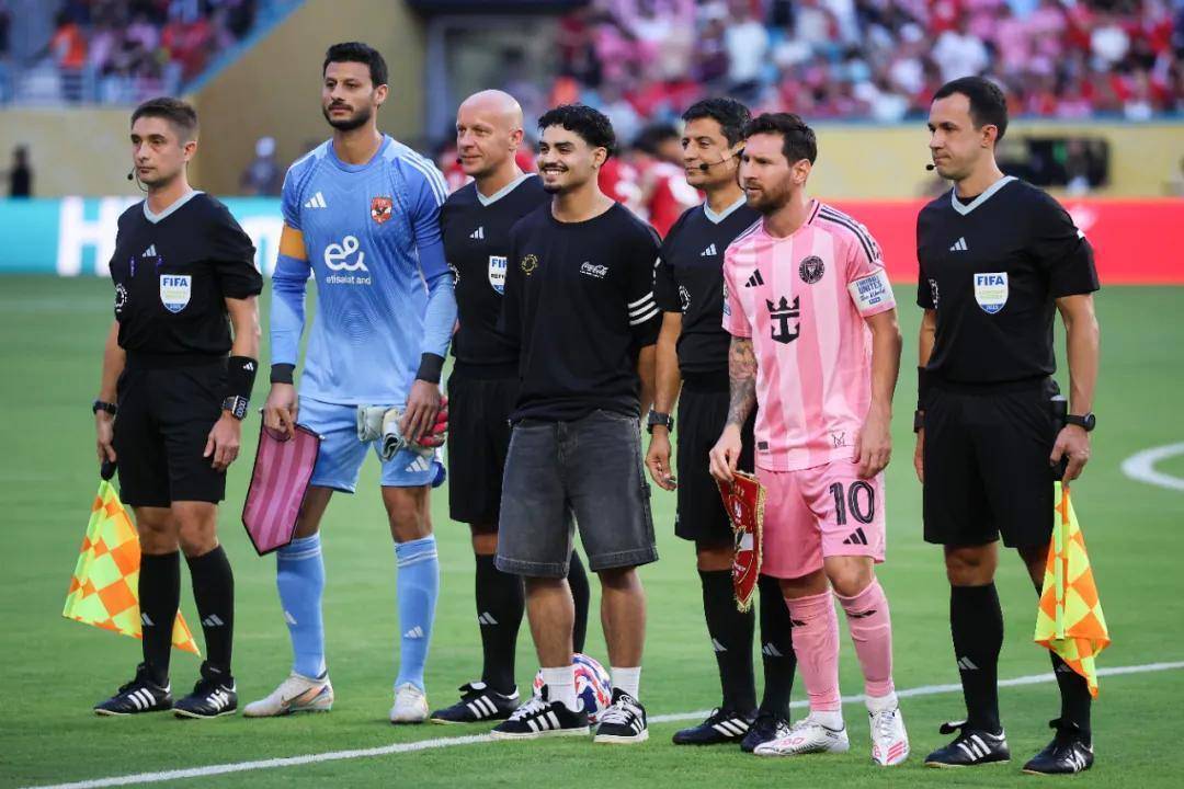 紧张刺激!欧洲足球赛事精彩上演的简单介绍 紧张刺激!欧洲足球赛事精彩上演的简单介绍