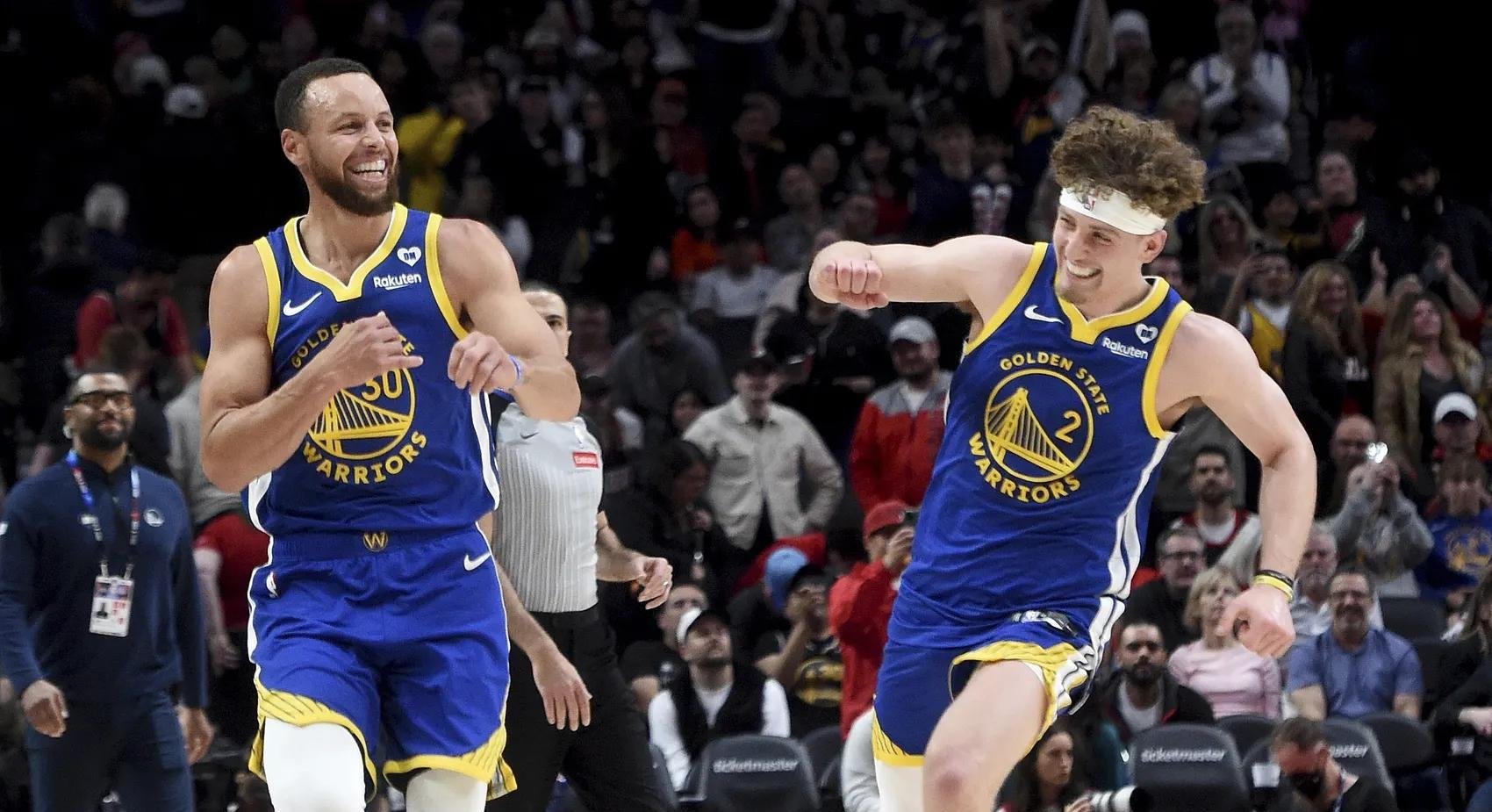 马刺主场大胜掘金,取得胜利 马刺主场大胜掘金,取得胜利