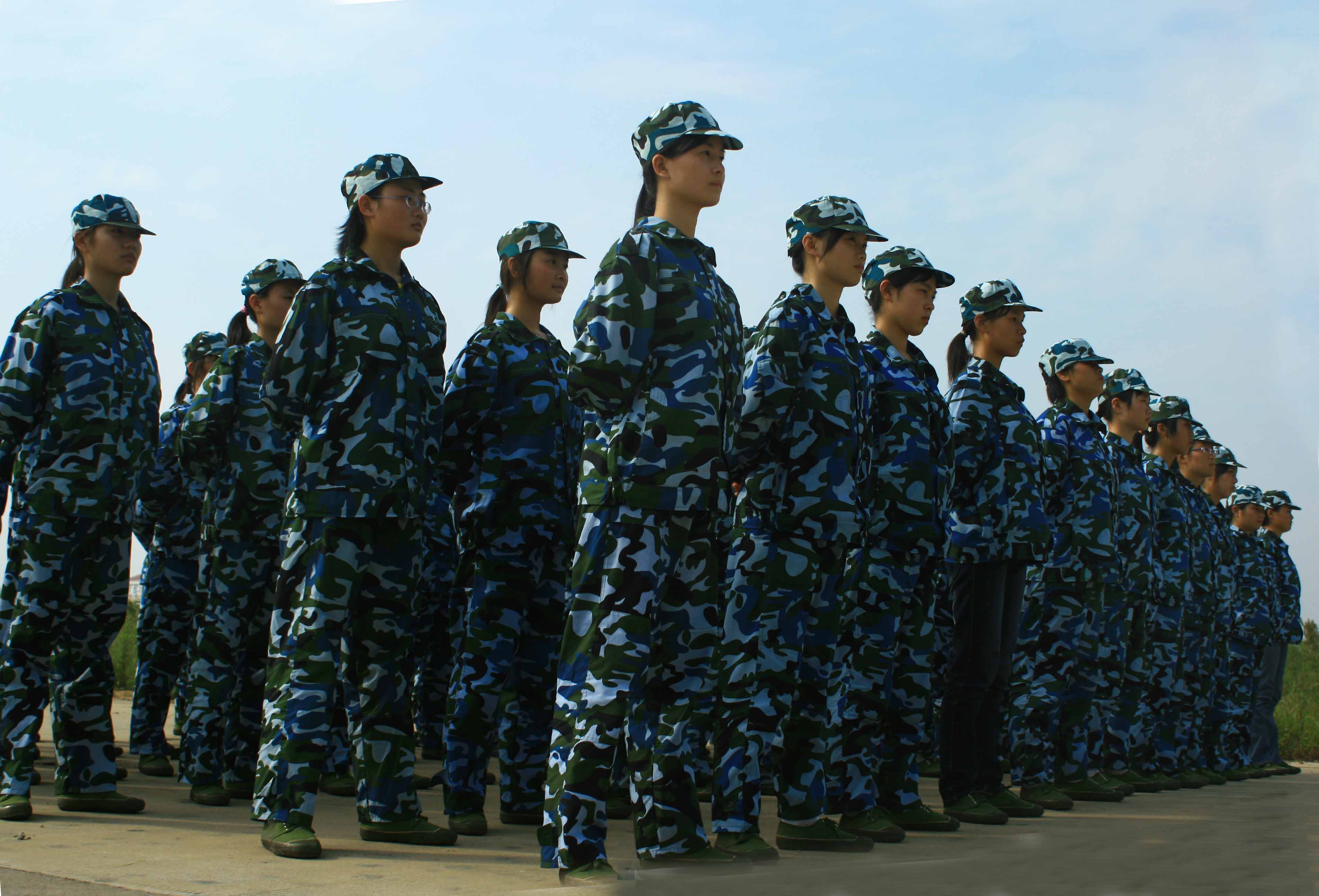 球队备战新赛季,各种军训训练曝光的简单介绍 球队备战新赛季,各种军训训练曝光的简单介绍